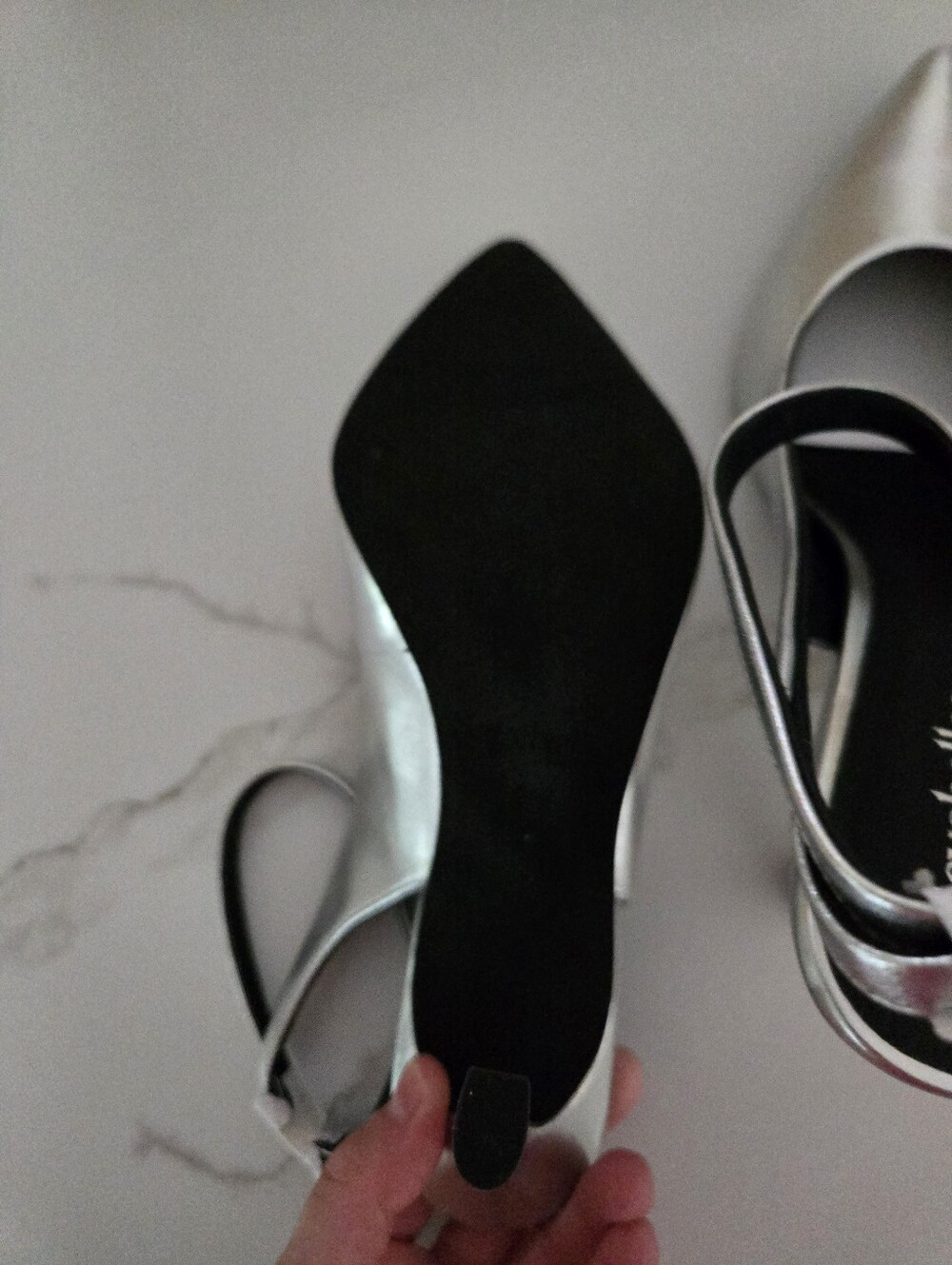 NWT Seychelles GIRL BOSS Silver Pointed Slingback Pumps - Picture 5 of 6